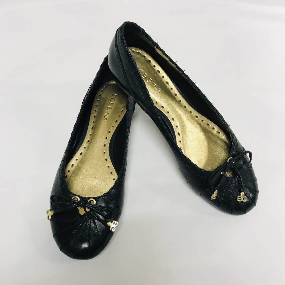 BCBGirls black leather flats